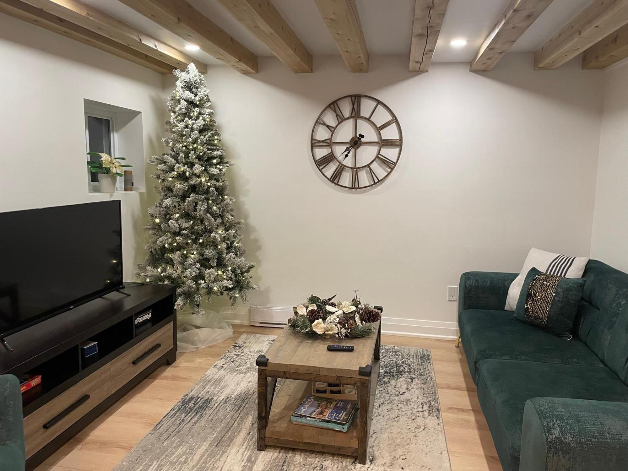 Cozy Cottage Style House 키치너 외부 사진